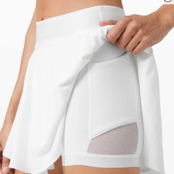 Lululemon Court Rival Skirt - Picture 2 of 16